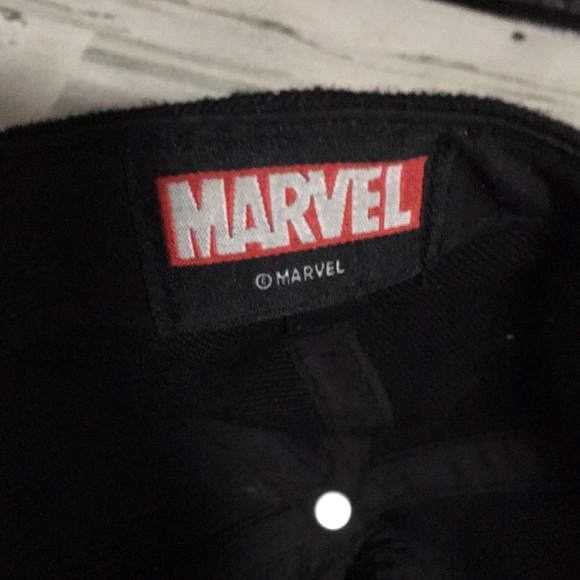 Marvel Wacanda Black Panther multi-colored w/black adjustable back ball cap - Picture 6 of 8